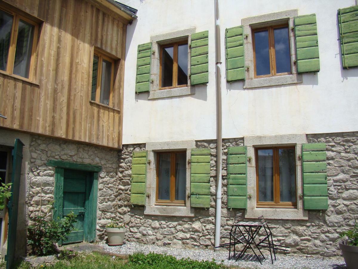 Chez Christine Et Fabrice Apartment Font-Romeu-Odeillo-Via ภายนอก รูปภาพ
